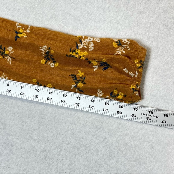 Jolt Women's Blouse L Mustard Yellow Hi Low Floral Vneck Front Tie Long Sleeve - Picture 14 of 14